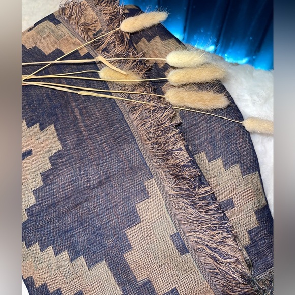 DEMIN & CO. Canyon Retreat Double Face Jacquard Scarf - Picture 5 of 8